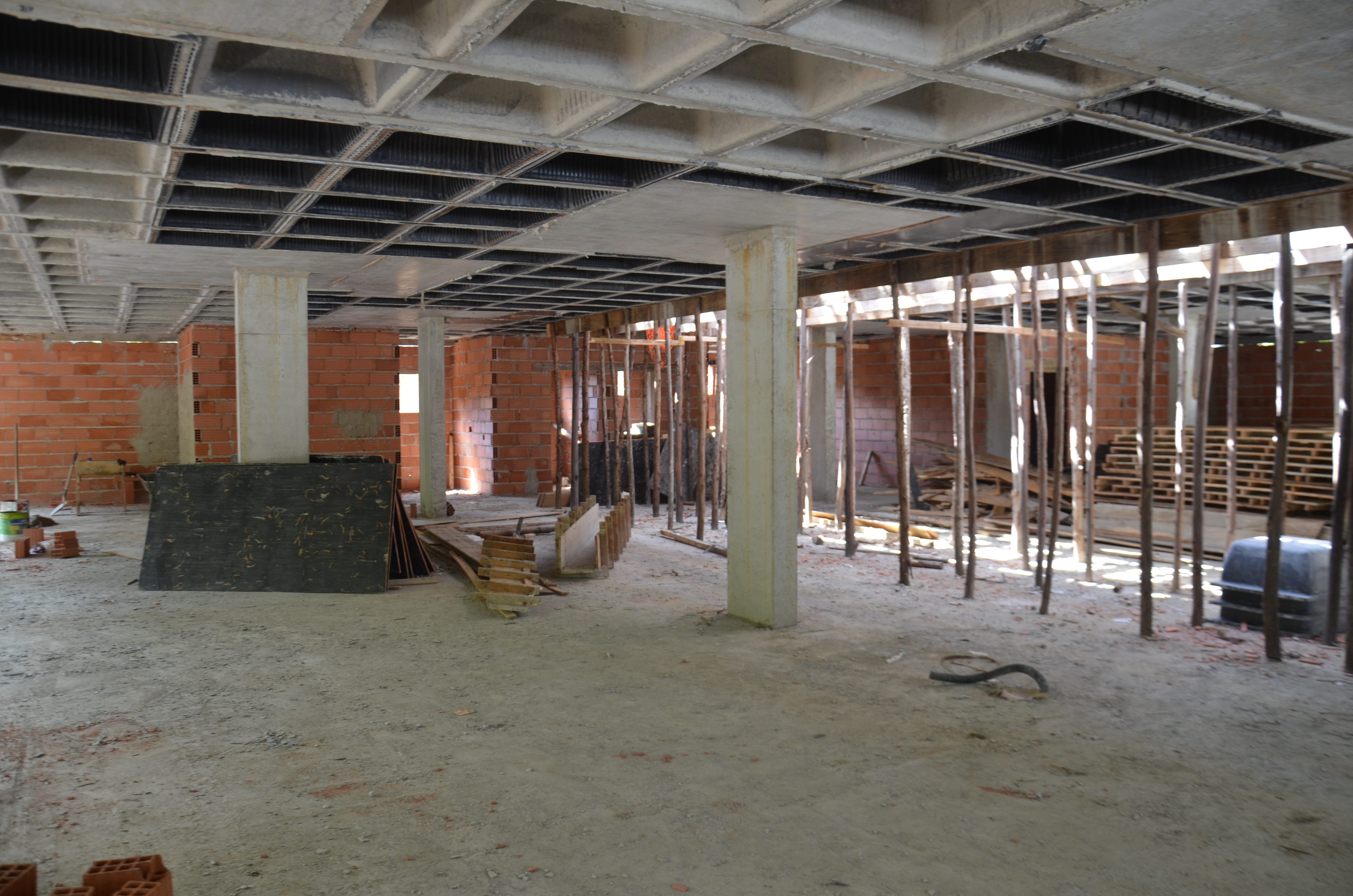 Construção da sede própria da Câmara de Vereadores com 30% de obra concluída 