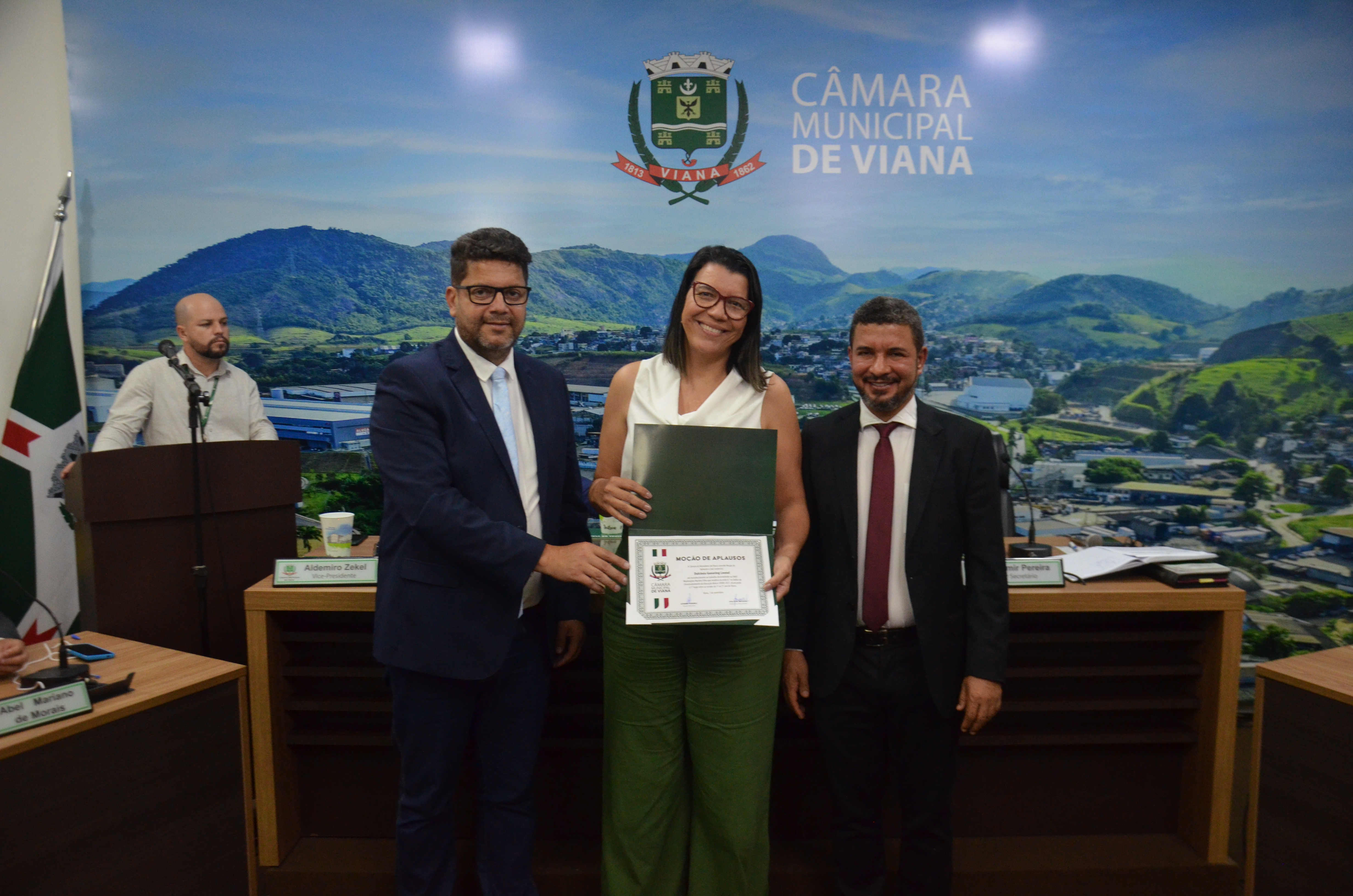 Escola Washington Martins Filho recebe Moção de Aplausos em reconhecimento à nota do IDEB