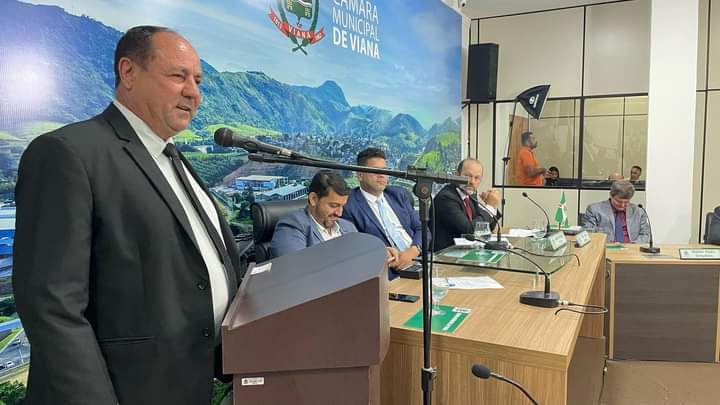 Câmara aprova projeto para município fornecer gratuitamente carteira de estudante